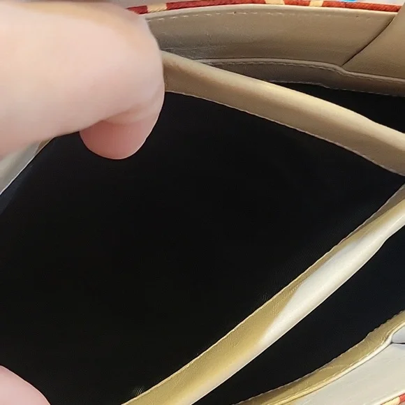 Bvlgari Gold and Cream Accent with Red Detail - Picture 10 of 16